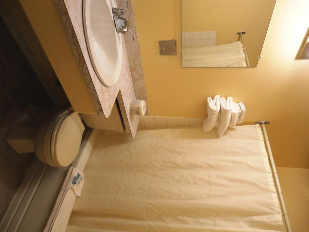 Polson Park Motel Vernon Extérieur photo